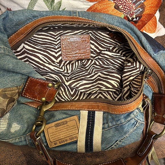 COACH DENIM HOBO BAG HANGTAGS 10016 LIMITED EDITION PATCHWORK Y2K CRESCENT RARE - Picture 15 of 17